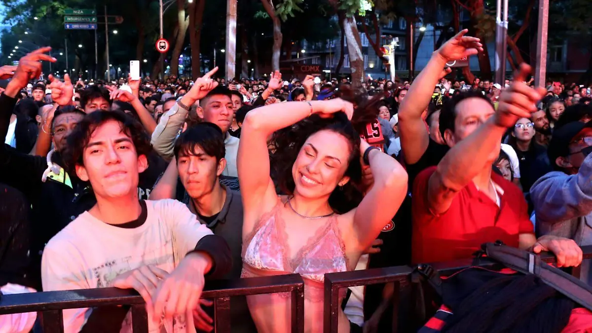 Celebración de Año nuevo 2026 en la CDMX rompe récord: 250 mil personas llegaron a Paseo de la Reforma