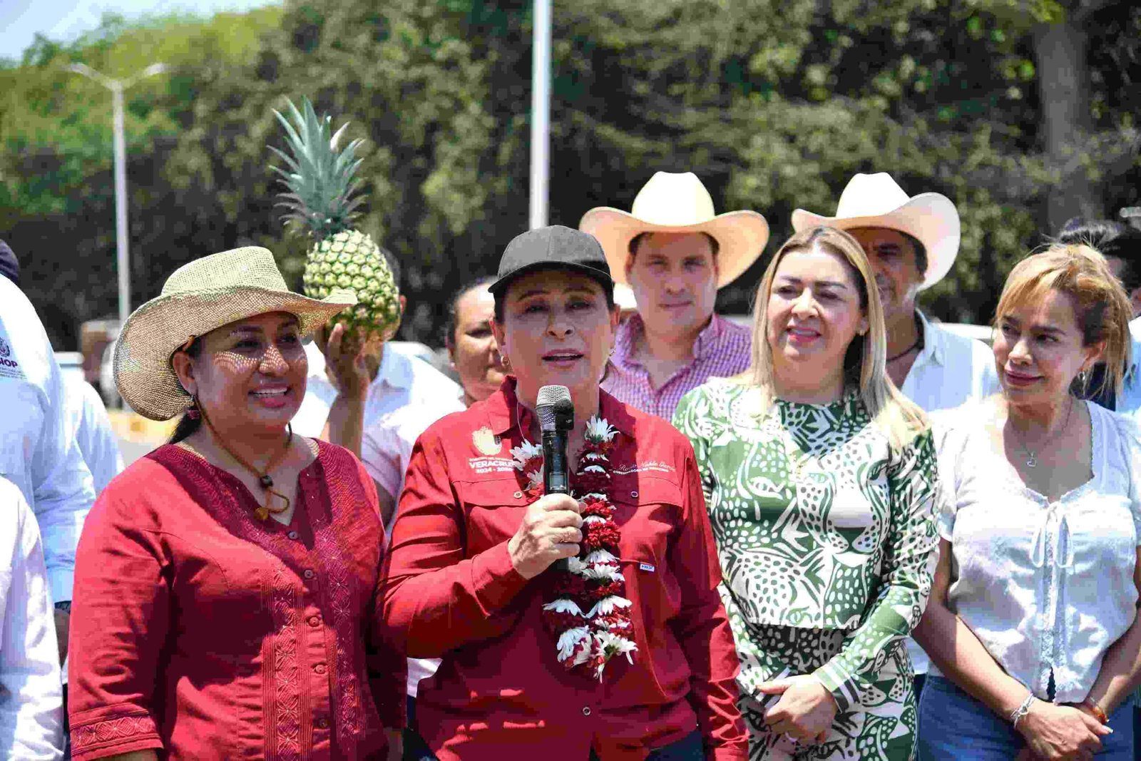 Compromiso cumplido: Rocío Nahle entrega primer tramo de Isla–Santiago Tuxtla