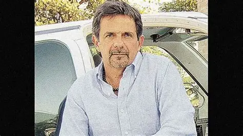 Multan con 60 mil pesos a José Abella y ordenan su inscripción por 6 años en el Padrón de Violentadores del OPLE