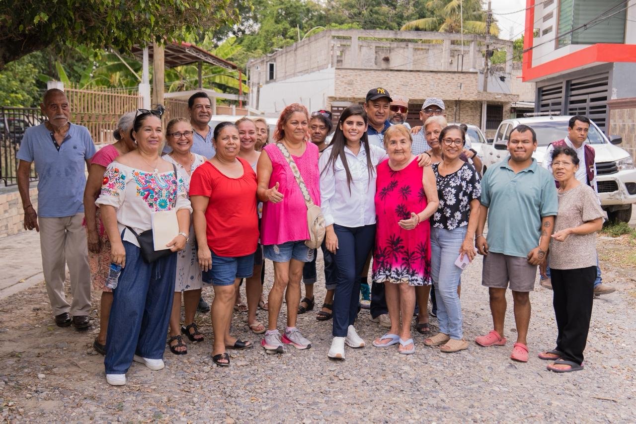 GOBIERNO DE POZA RICA ATIENDE PETICIONES Y LLEVA OBRAS Y RESULTADOS A LA COLONIA MANUEL ÁVILA CAMACHO