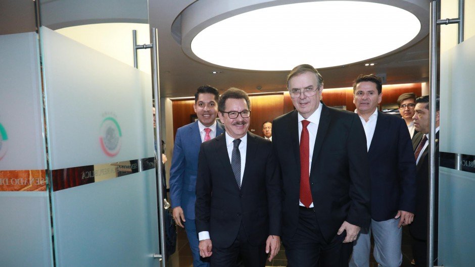 Ebrard matiza postura sobre aspiración presidencial en 2030: «No me maten, nada más que me borren»
